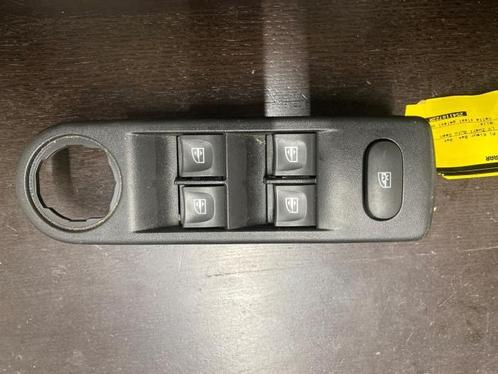 Elektrisch Raam Schakelaar van een Renault Captur, Auto-onderdelen, Dashboard en Schakelaars, Renault, Gebruikt, 3 maanden garantie