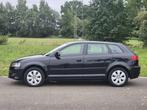Audi A3 Sportback - 1.6i - 2009 - 129d km onderhoudsboek, Auto's, Voorwielaandrijving, Stof, Zwart, Bedrijf