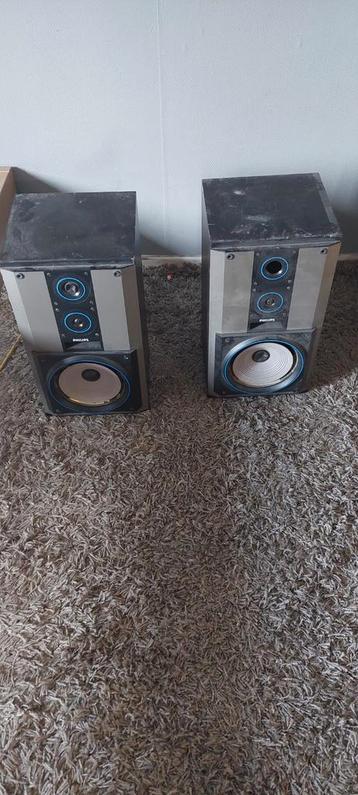 2 Philips boxen  beschikbaar voor biedingen