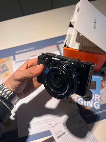 Sony Camera ZV-E10  disponible aux enchères