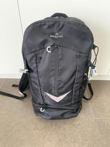 Rocktrail trekkingrugzak 30 l nieuw, nooit gebruikt, wegens  beschikbaar voor biedingen