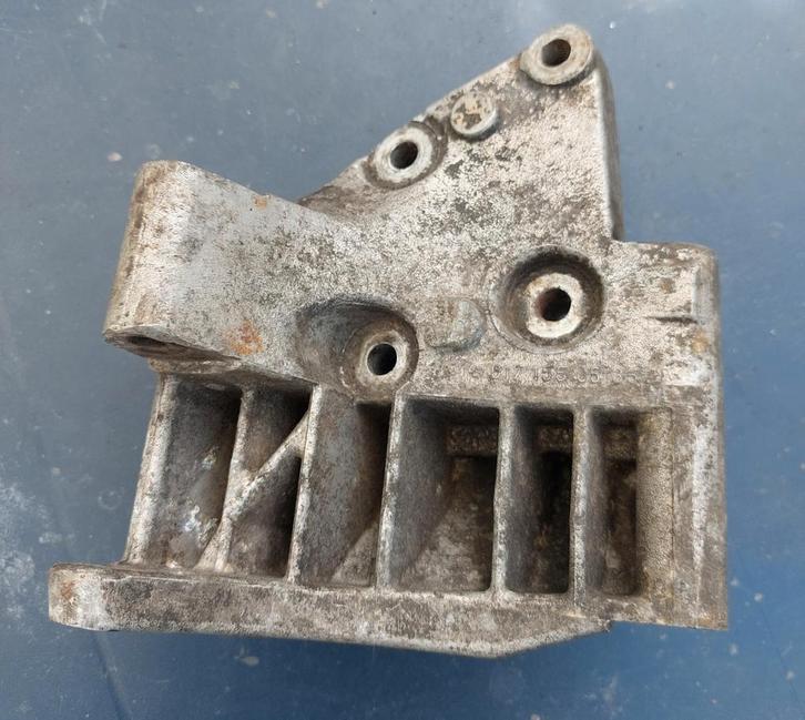 Mercedes-dynamoondersteuning 6171550535, Auto-onderdelen, Motor en Toebehoren, Mercedes-Benz, Gebruikt, Ophalen of Verzenden