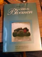 Bladeren in bloemen - Daniel Ost met poezie A. Van Wilderode, Boeken, Ophalen of Verzenden, Nieuw, Overige onderwerpen