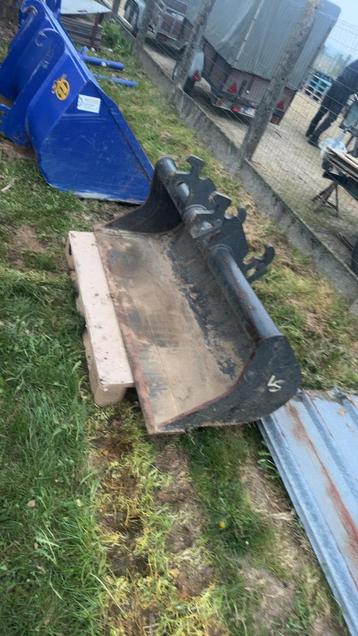 Kraanbak cw 10 beschikbaar voor biedingen