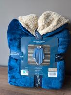 Poncho plaid polaire De Witte Lietaer, Enlèvement