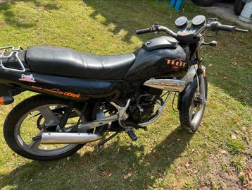 Derbi fenix  beschikbaar voor biedingen