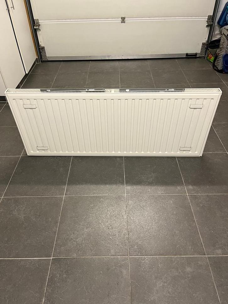 Radiator Radson Integra, Bricolage & Construction, Chauffage & Radiateurs, Utilisé, Radiateur, 800 watts ou plus, 80 cm ou plus