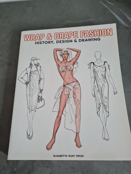wrape & drape fashion - Elisabetta Drudi, Boeken, Hobby en Vrije tijd, Ophalen of Verzenden