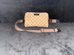Saccoche Gucci Carré Beige, Handtassen en Accessoires, Tassen | Schoudertassen, Ophalen of Verzenden, Zo goed als nieuw, Beige