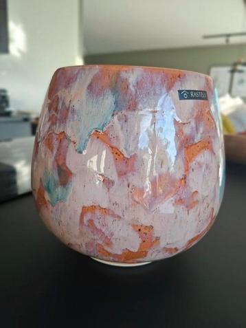 RASTELI plantenpot, NIEUW. ONBERISPELIJK. 22X16 beschikbaar voor biedingen