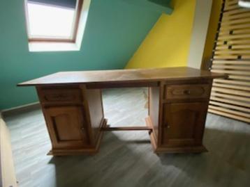 bureau beschikbaar voor biedingen