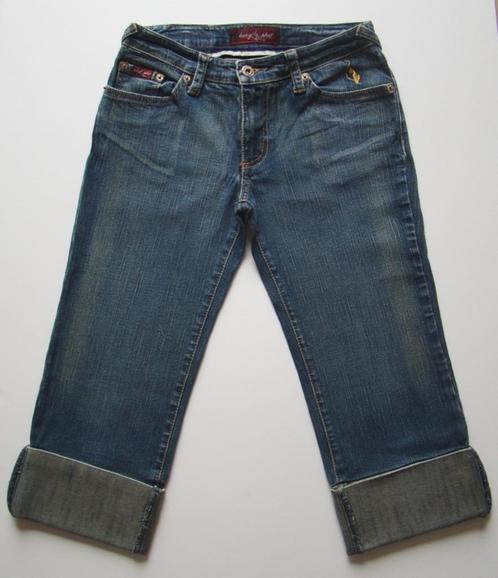 Baby Phat : jeans korte broek bermuda / 34 - 36 / worn look, Kleding | Dames, Spijkerbroeken en Jeans, Zo goed als nieuw, W27 (confectie 34) of kleiner