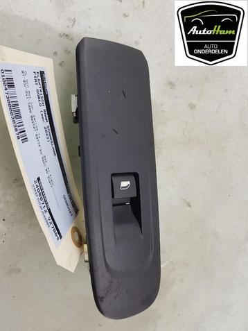 RAAMSCHAKELAAR Fiat Doblo Cargo (06-2022/-) (98044803ZD) beschikbaar voor biedingen