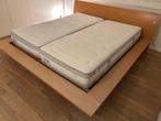 Bed Hulsta met 2 matrassen Beka Body Sense, Huis en Inrichting, Slaapkamer | Matrassen en Bedbodems, Ophalen, Gebruikt, Tweepersoons