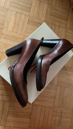AF Vandevorst pils cognac mr 38, Kleding | Dames, Schoenen, Ophalen of Verzenden, Zo goed als nieuw