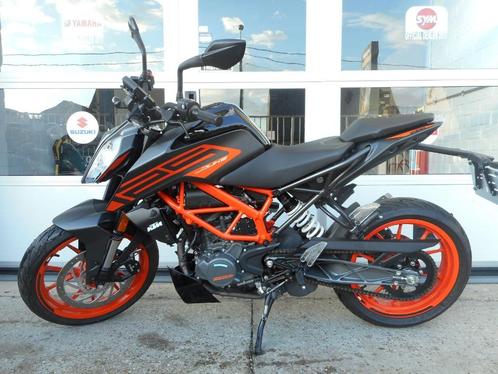 KTM 125 Duke met slechts 1400 km, Motoren, Motoren | KTM, Bedrijf, Naked bike, 11 kW of minder, 1 cilinder, Ophalen