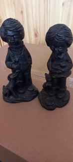 Beeldjes 2 stuks met nummering zie foto's, Ophalen of Verzenden, Zo goed als nieuw