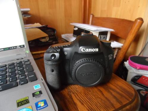 CANON EOS 7D - boitier seul -  ne s'allume pas...(en défaut), Audio, Tv en Foto, Fotocamera's Digitaal, Niet werkend, Spiegelreflex