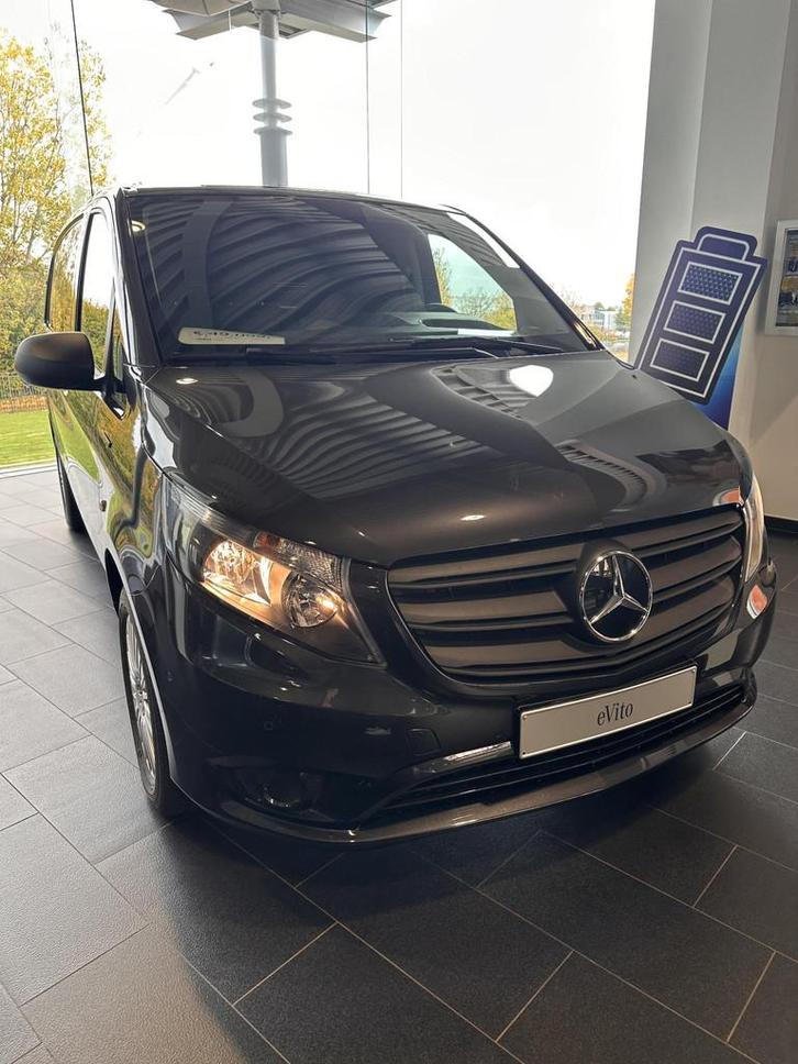 Mercedes-Benz eVito Panel 66 kWh L2, Auto's, Bestelwagens en Lichte vracht, Bedrijf, Te koop, Used 1. Bestelwagens met ervaring.