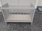 Babybedje, Kinderen en Baby's, Kinderkamer | Bedden, Ophalen, Gebruikt, Matras