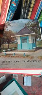 Priester poppe te moerzeke, Ophalen of Verzenden