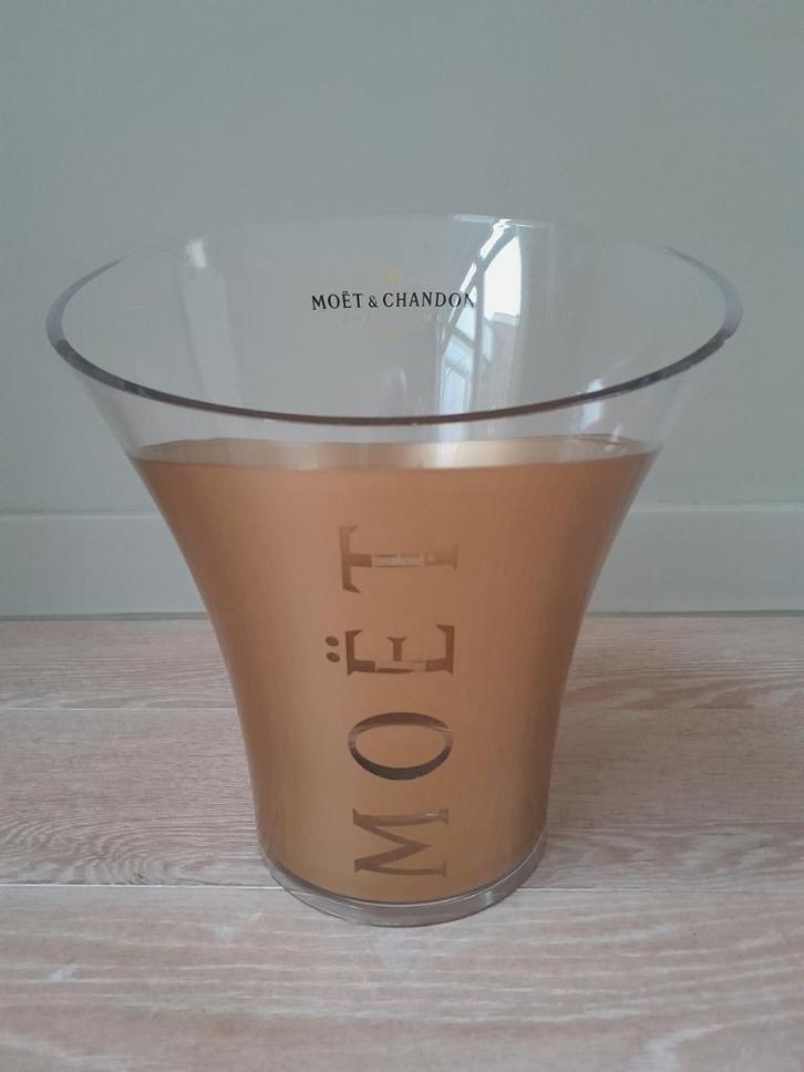 Originele kunststof Moët & Chandon champagne koeler ijsemmer, Verzamelen, Glas en Drinkglazen, Ophalen of Verzenden