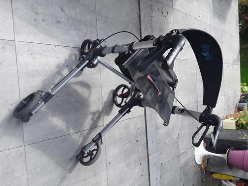 Opplooibare rollator met rugsteun en tas, Diversen, Rollators, Gebruikt, Lichtgewicht, Opvouwbaar, Ophalen