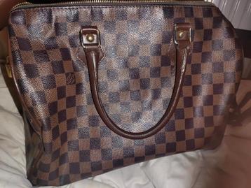 Louis Vuitton  beschikbaar voor biedingen