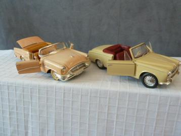 2 auto's 1/18 Buick Century '55 + Peugeot 403 Cabriolet Luxe beschikbaar voor biedingen