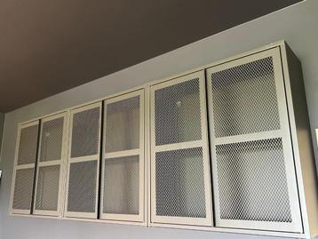 Ivar kast met deuren beschikbaar voor biedingen