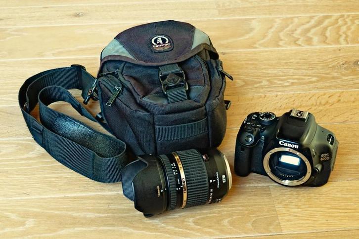 Canon EOS 600D mét Tamron 18-270mm F/3.5-6.3 lens, Audio, Tv en Foto, Fotocamera's Digitaal, Zo goed als nieuw, Spiegelreflex