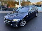 BMW 5 Serie 520 X-DRIVE / PANO / NAVI / ZETELVERWARMING / M, Automaat, Euro 6, 4 cilinders, Blauw