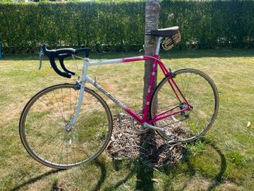 Eddy merckx strada classic koersfiets retro beschikbaar voor biedingen