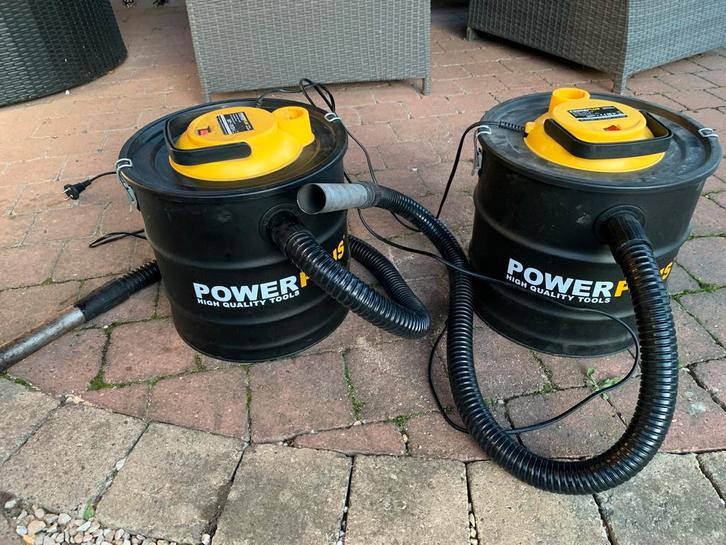 2 asstofzuigers voor 32€ samen, Elektronische apparatuur, Stofzuigers, Gebruikt, Stofzuiger, 1600 tot 2000 watt, Reservoir, Ophalen