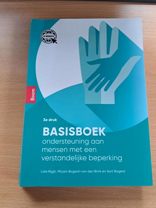 Basisboek ondersteuning aan mensen met een verstandelijke be, Boeken, Schoolboeken, Zo goed als nieuw, Nederlands, Ophalen of Verzenden