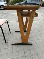 Een mooie retro houten schoolbank met bijhorende stoel., Ophalen, Gebruikt, Bureau