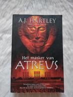 Boek: A.J. Hartley - Het masker van Atreus, Livres, Comme neuf, Enlèvement ou Envoi, A.J. Hartley