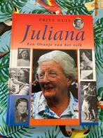 Boek ' Juliana - Een oranje van het volk ' Frits Huis, Verzamelen, Koningshuis en Royalty, Tijdschrift of Boek, Ophalen of Verzenden