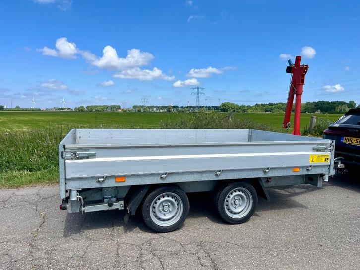 Elektrische Hapert Kieper met kraantje en oprijplanken, Auto diversen, Aanhangers en Bagagewagens, Zo goed als nieuw, Ophalen of Verzenden