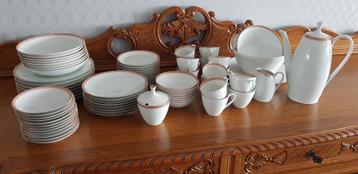 Volledig design vintage 8 delig servies