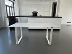 Muuto design tafel wit, Huis en Inrichting, Ophalen, Zo goed als nieuw, Metaal