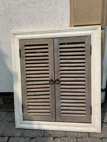 Te koop spiegel beschikbaar voor biedingen