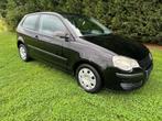 Volkswagen Polo sedan 1.2i Trendline / garantie 12m., Stof, Zwart, 1198 cc, Zwart