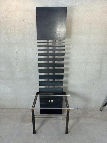 Design highback chair beschikbaar voor biedingen