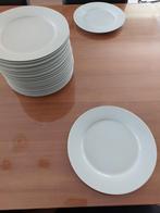 11 witte basic borden, Huis en Inrichting, Keuken | Servies, Ophalen of Verzenden, Zo goed als nieuw, Bord(en)