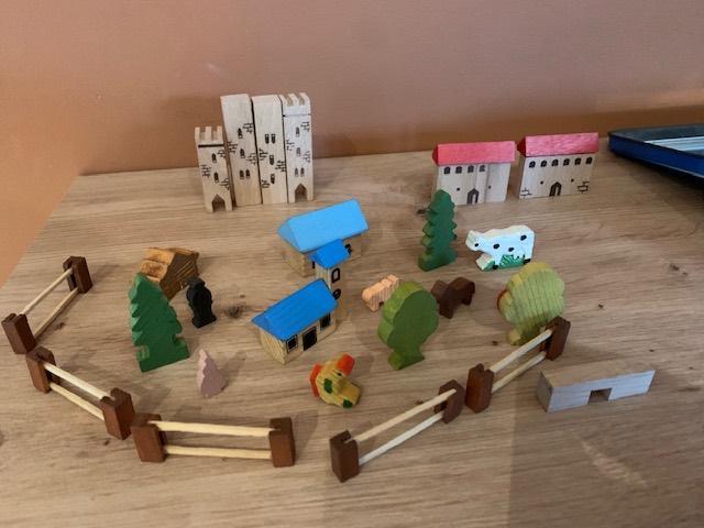 blocs en bois village - vintage, Enfants & Bébés, Jouets | Blocs de construction, Enlèvement