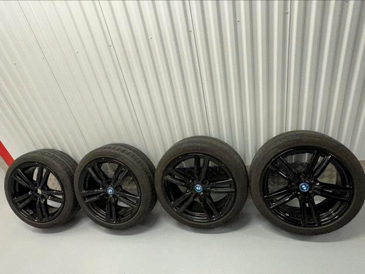 Bmw we origineel M velgen bmw  F45 en F46 in zeer netjes, Auto-onderdelen, Banden en Velgen, Velg(en), Winterbanden, Ophalen