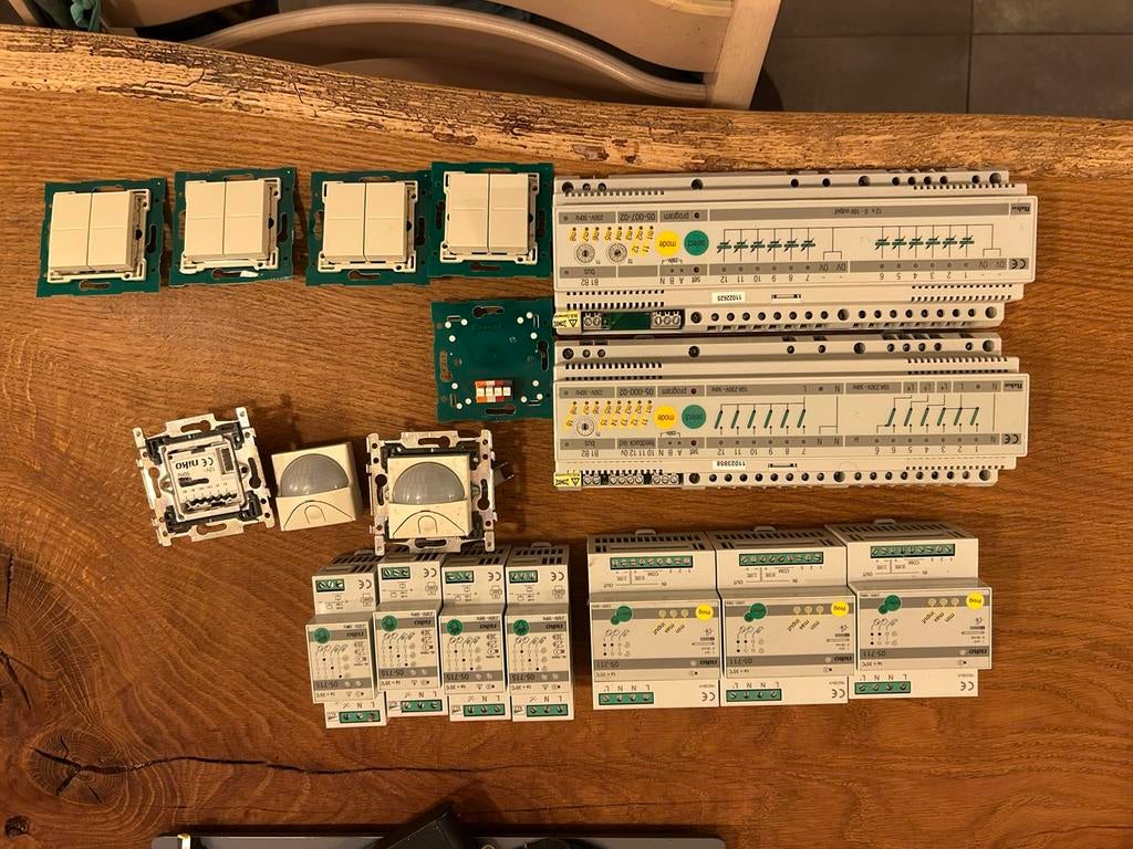 Nikobus, Bricolage & Construction, Électricité & Câbles, Utilisé, Enlèvement