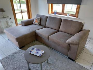 salon beschikbaar voor biedingen