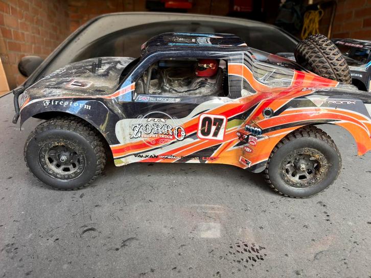 Rc auto op nitro, Hobby en Vrije tijd, Modelbouw | Radiografisch | Auto's, Zo goed als nieuw, Auto offroad, Nitro, Ophalen of Verzenden
